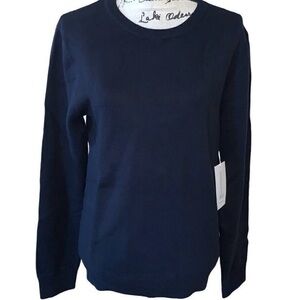 Classic Navy Crewneck Sweater for Men‎
